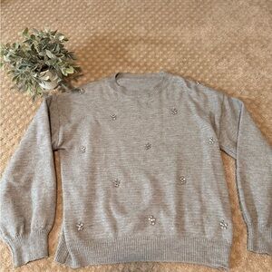 Rhinestone Accent Sweater – Gray – Medium